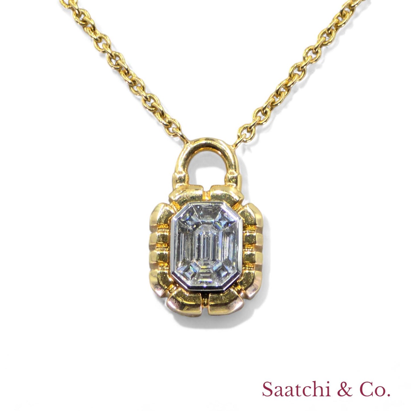 Lock Shape Diamond Illusion Emerald Setting Pendant 18K (750) Yellow Gold