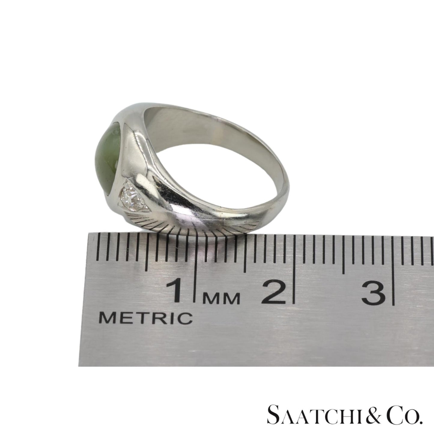 Natural Cat's Eye Ring 18K (750) White Gold