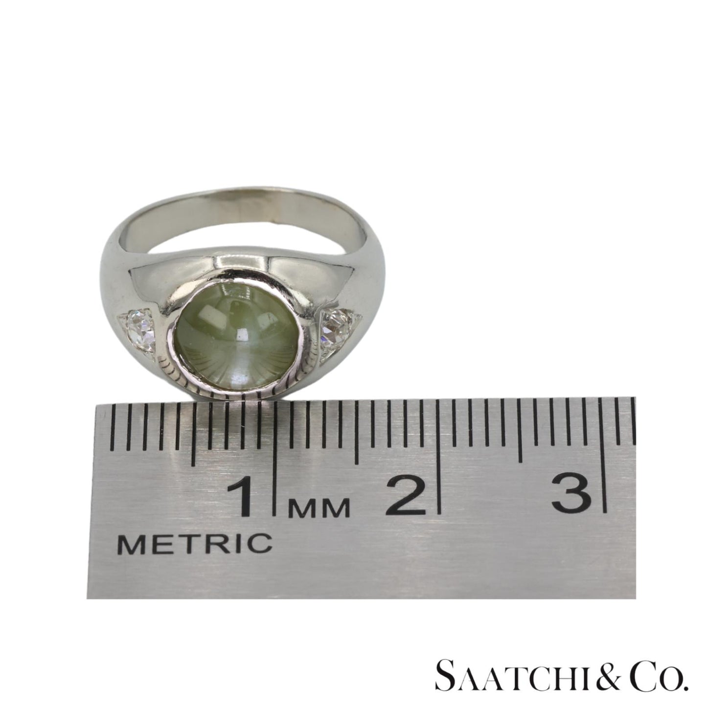 Natural Cat's Eye Ring 18K (750) White Gold