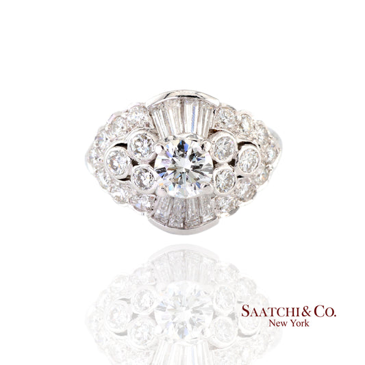 18k (750) White Gold  Natural White Diamond Cocktail Ring