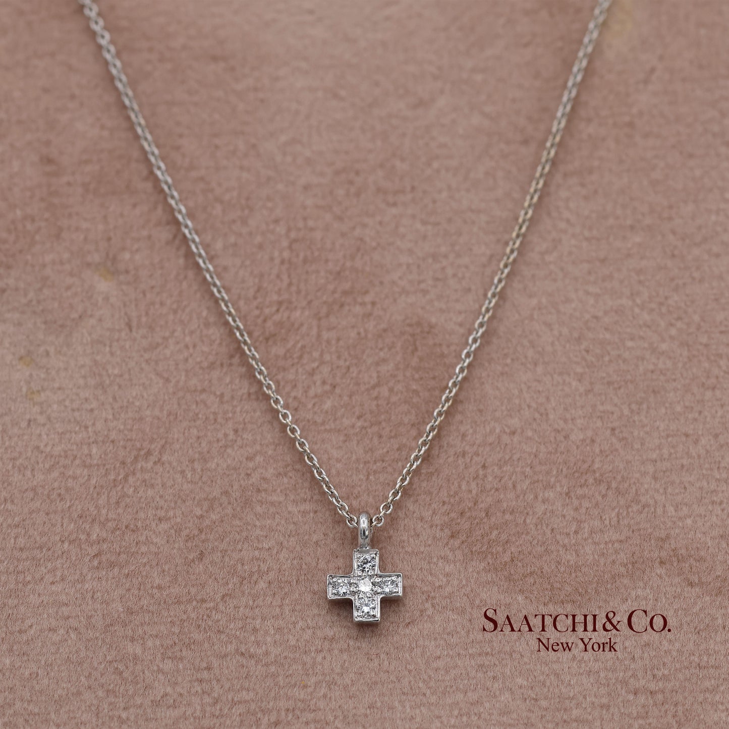18K(750) White Gold Natural Diamond Small Cross Pendant Necklace with Chain