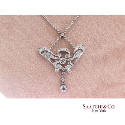 18K(750) White Diamond Vintage Pendant with Chain Necklace