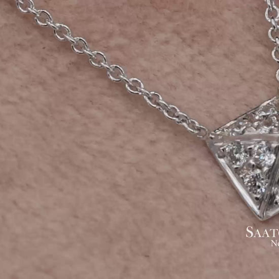 18K(750) White Gold Natural Diamond Square Shape Pendant Necklace with Chain