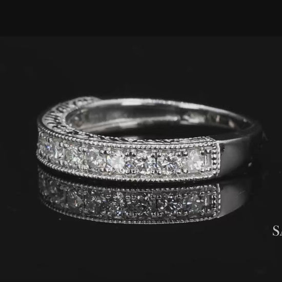 14K (585) White Gold Natural Diamond Engraved Band Ring