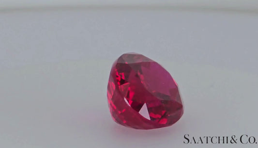 Loose LAB Created Ruby - AAAA Pidgeon Blood - Oval Faceted - 7.51 Ct.