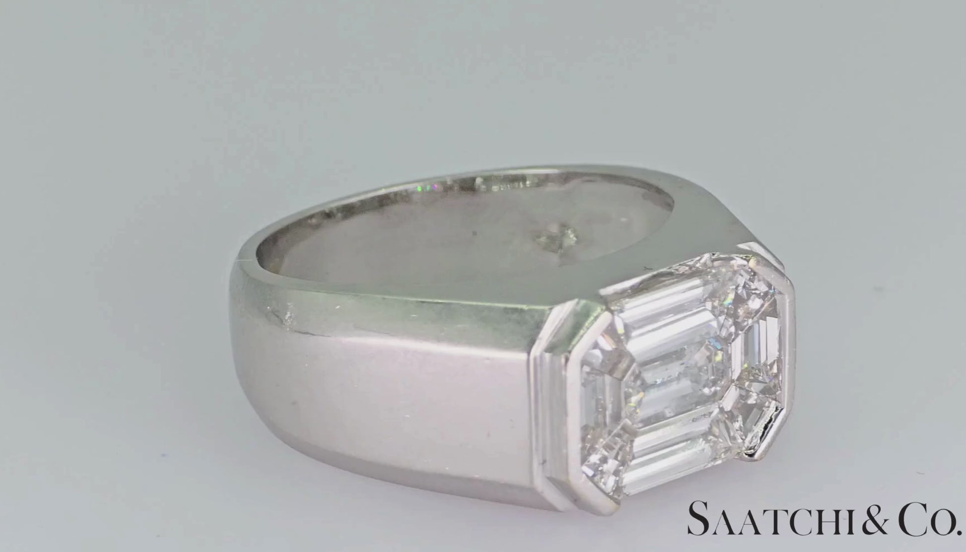 18K(750) White Gold -  LAB Created Diamond Illusion Setting Emerald Shape: Ring