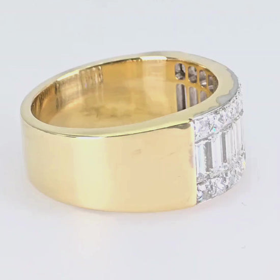 18k (750) Yellow Gold Natural Diamond Ring