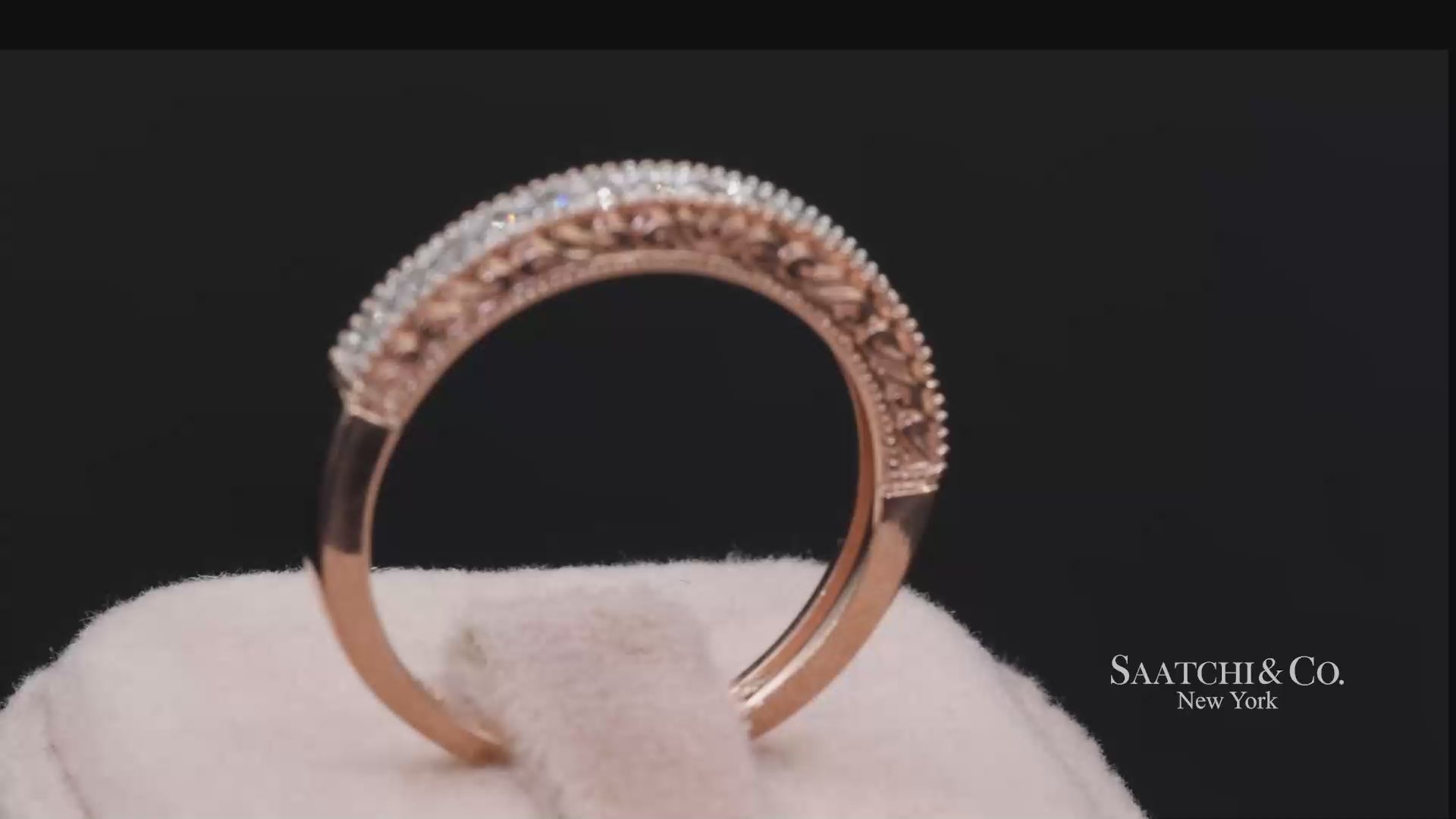 14K (585) Rose Gold Natural Diamond Engraved Band Ring