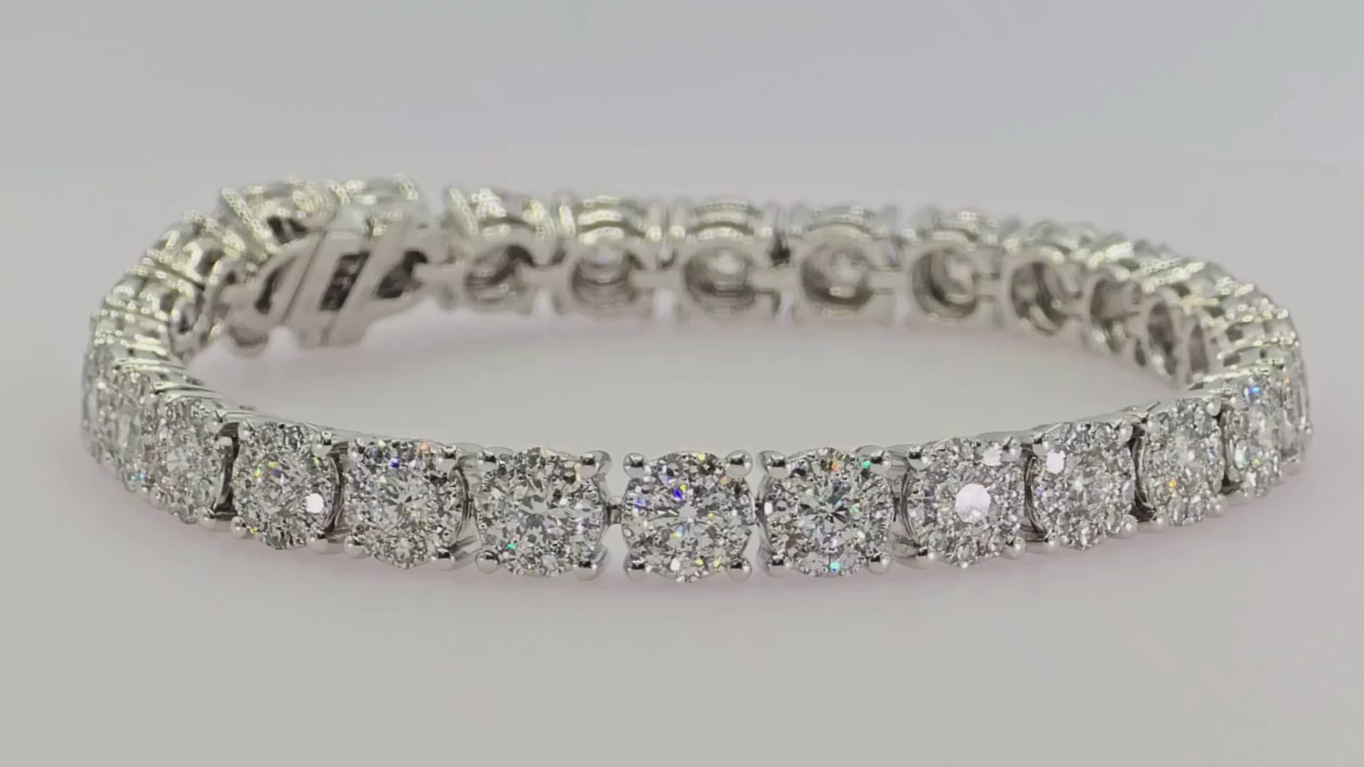 6 Ct Natural White Diamond in 18K (750) White Gold Tennis Bracelet