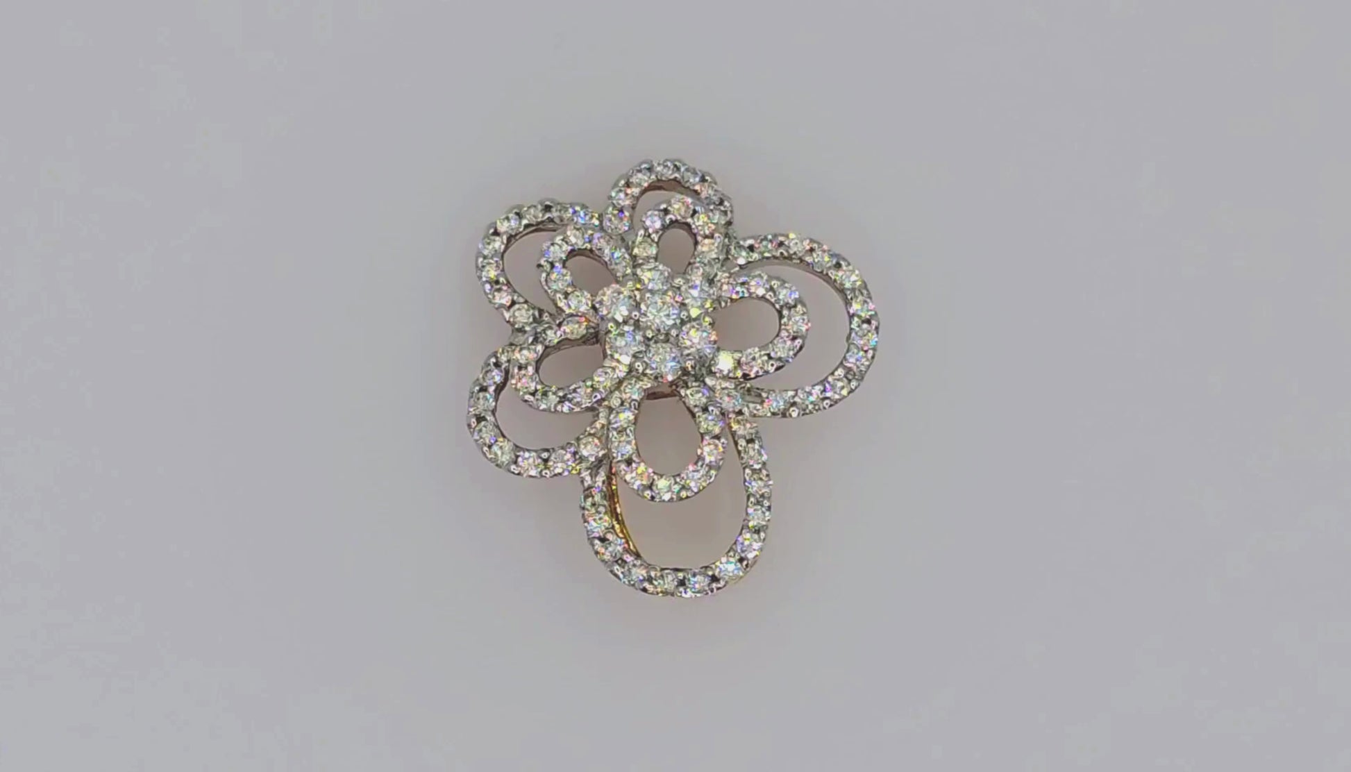 18k (750) Yellow Gold Natural VVS Diamond Brooch / Pin