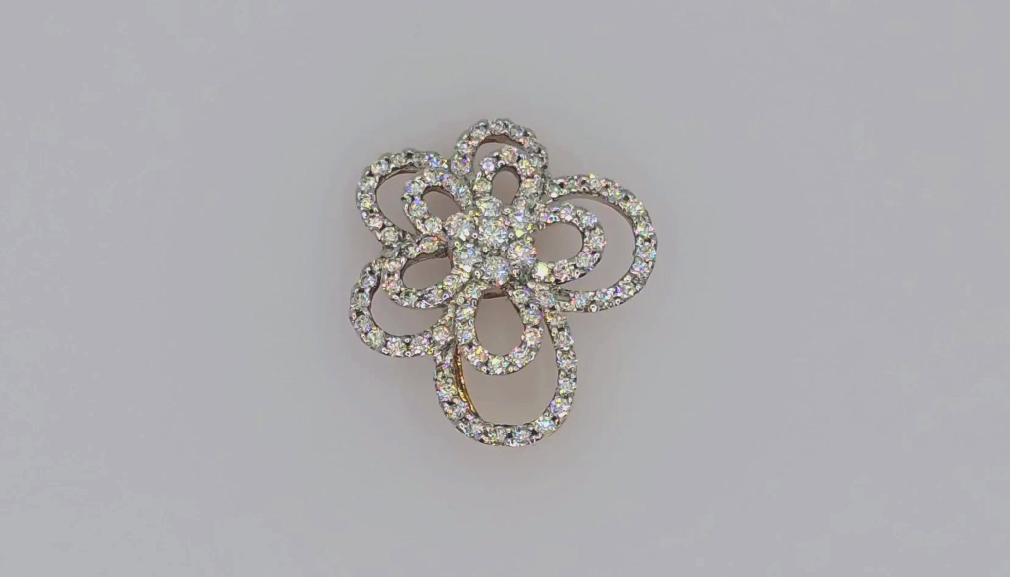 18k (750) Yellow Gold Natural VVS Diamond Brooch / Pin