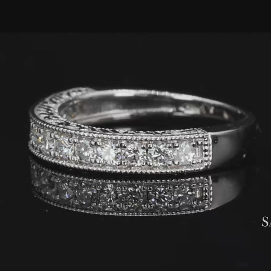 14k (585) White Gold Natural Diamond Engraved Band Ring