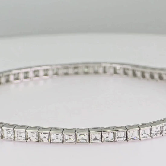 14K (585) White Gold Asscher Cut Bracelet - Natural White VVS-VS Diamond Tennis