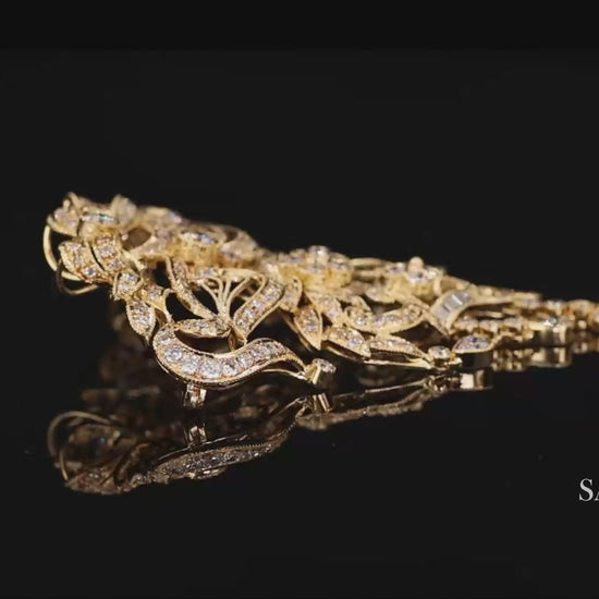 18k (750) Yellow Gold Natural Diamond Convertible Pendant and Brooch