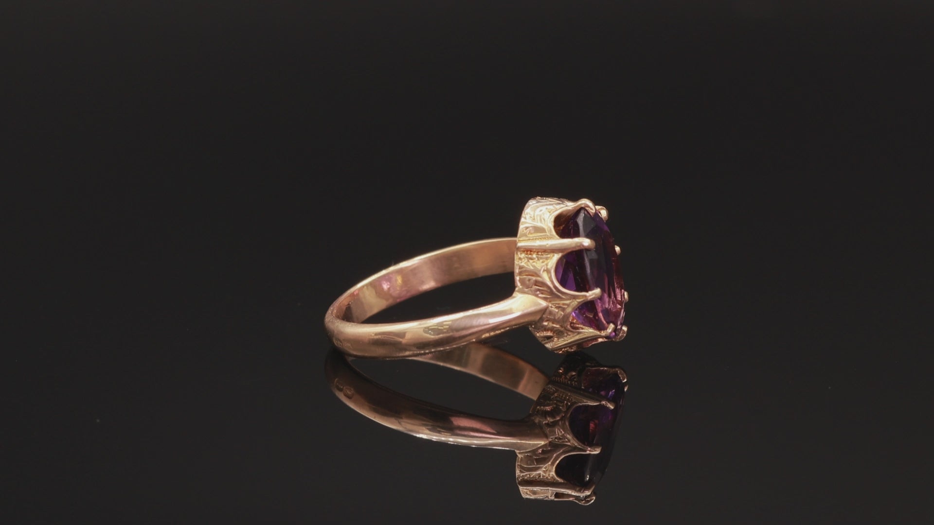 Vintage Amethyst Ring 14K (585) Yellow Gold Vintage Amethyst Ring
