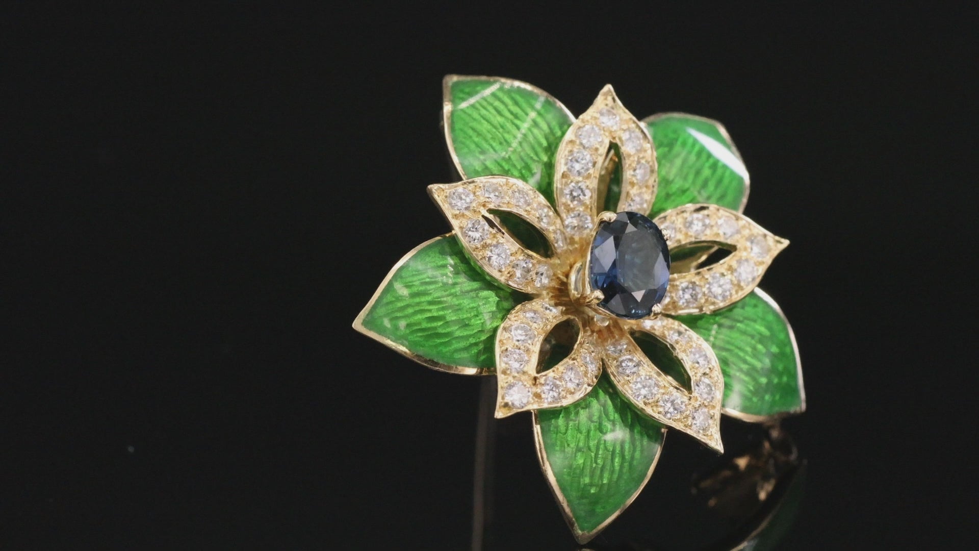 18K (750) Yellow Gold Green Enamel Sapphire Diamond Pin / Brooch