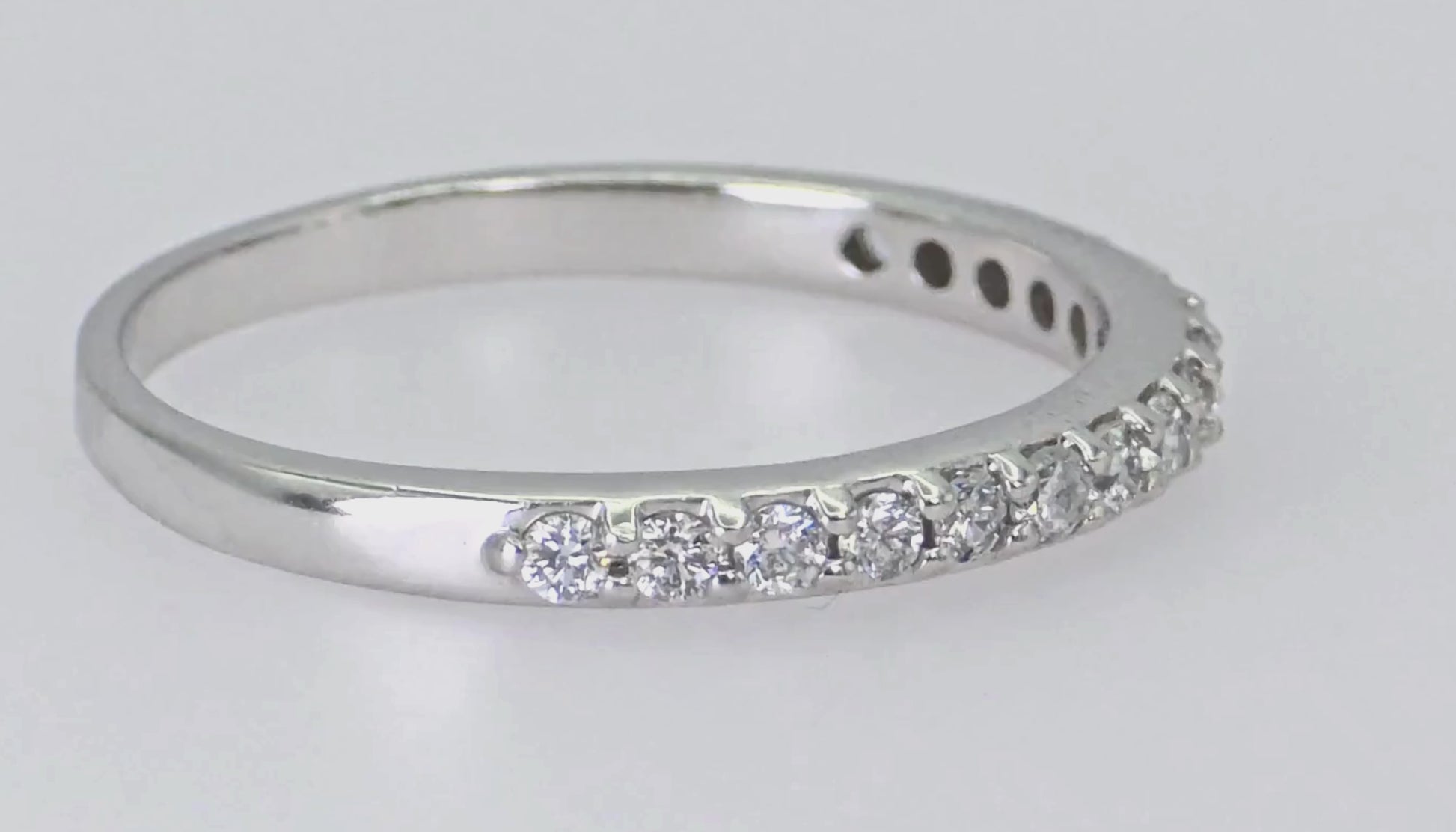 14 k (585) White Gold Natural White Diamond Wedding Band / Ring