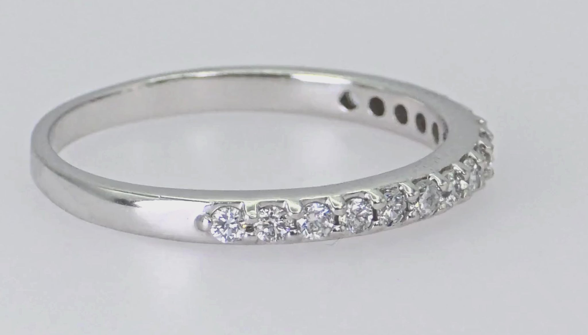 14 k (585) White Gold Natural White Diamond Wedding Band / Ring