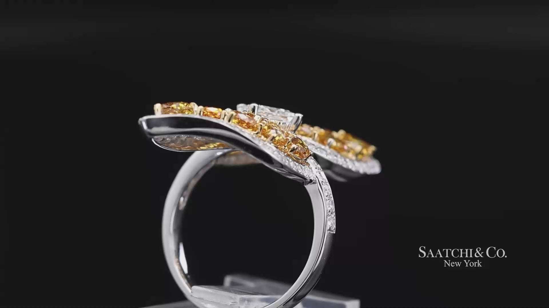 18k (750) Yellow Gold Natural Fancy Yellow Diamond Ring