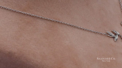18K(750) White Gold Natural Diamond Leaf Shape Pendant Necklace with Chain