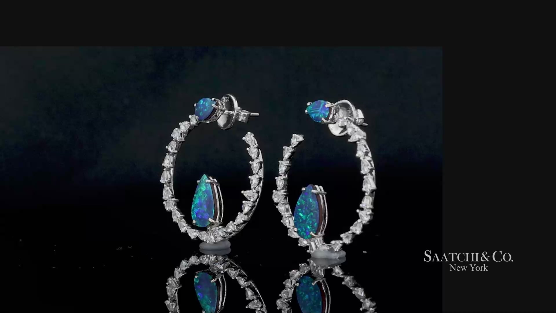 18K (750) White Gold Natural Diamond and Natural Opal Earring