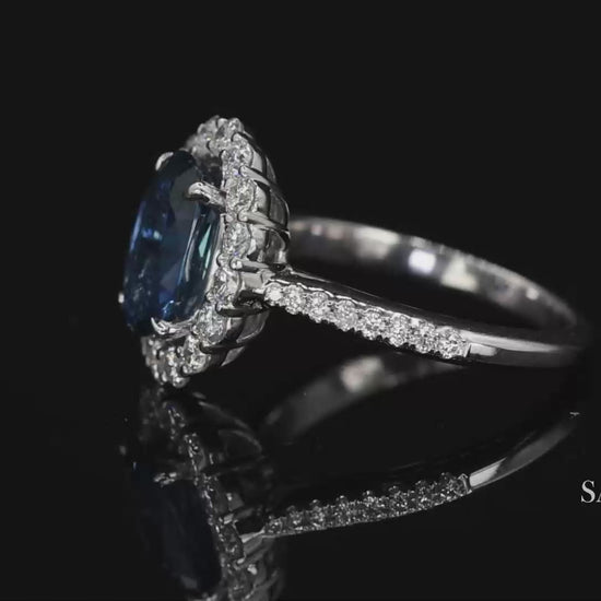 18K White Gold Natural Sapphire and Diamond Ring