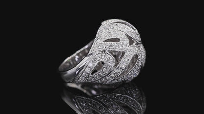 18k (750) Natural Diamond Cocktail Ring