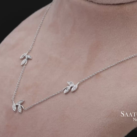 18K(750) White Gold Natural Diamond Leaf Pendant Necklace with Chain