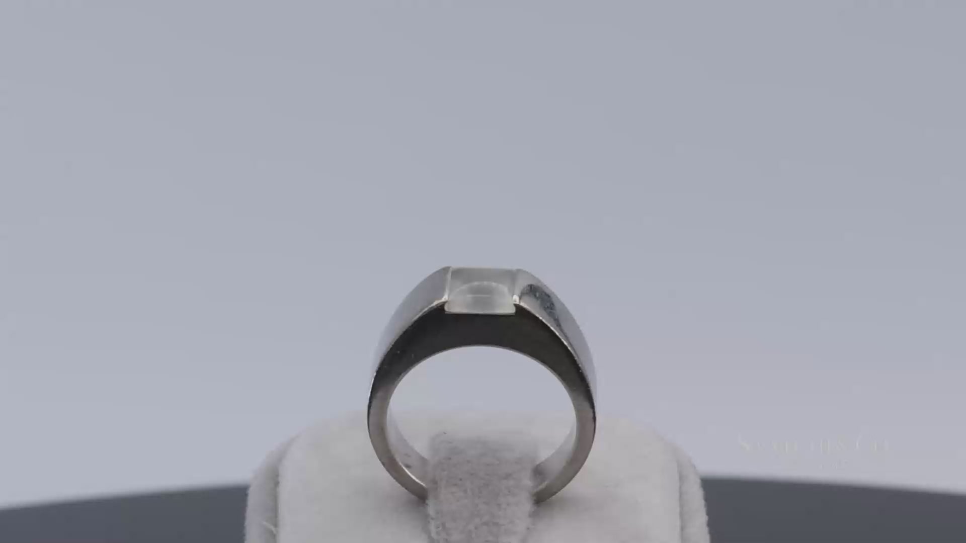 Vintage 18K (750) White Gold Original Authentic Cartier Tank Moonstone Ring